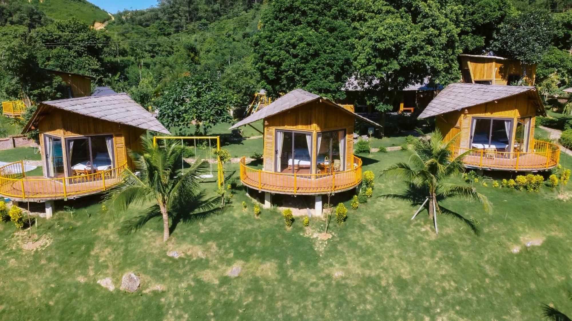 Little Bee Hotel Luong Son  Ngoại thất bức ảnh